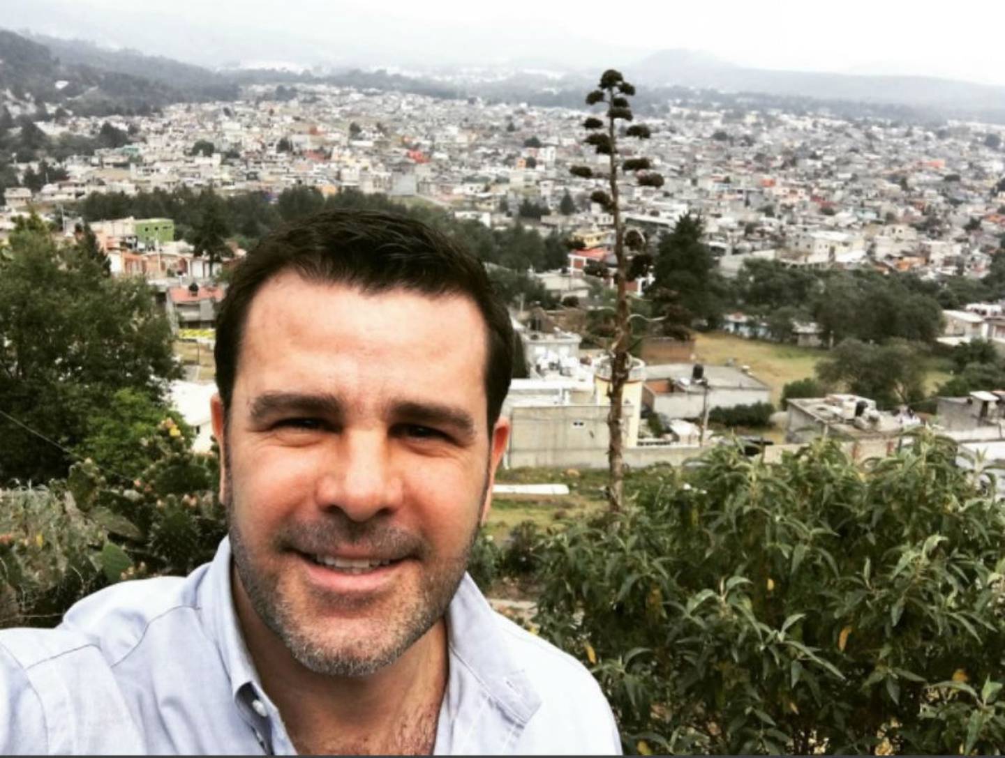 El actor y cantante dijo que si la gente se lo pide, lanzará una candidatura para ser presidente municipal