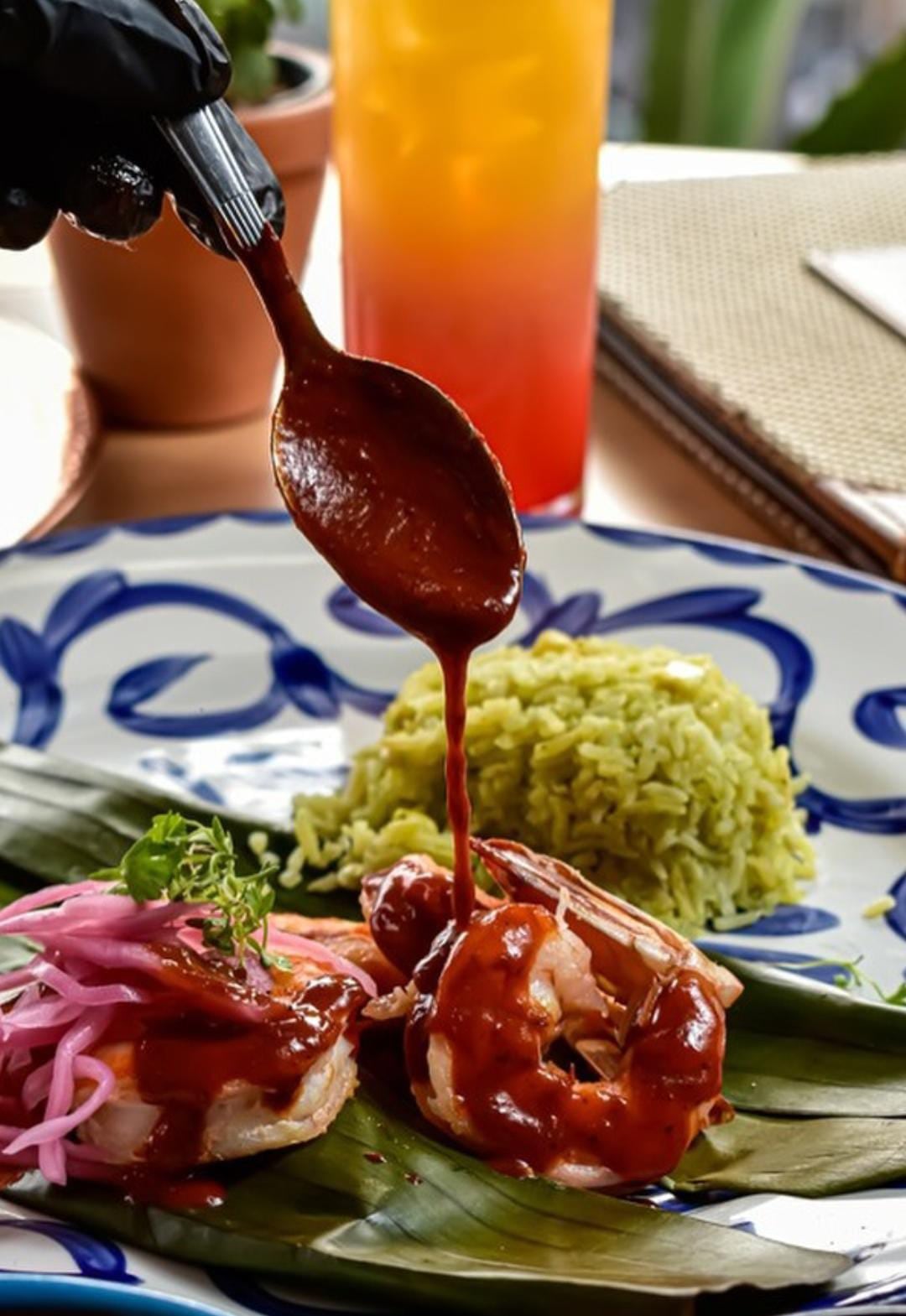 El restaurante El Mayor ofrece platillos a base de mariscos. (Foto: Instagram @restaurante_elmayor)