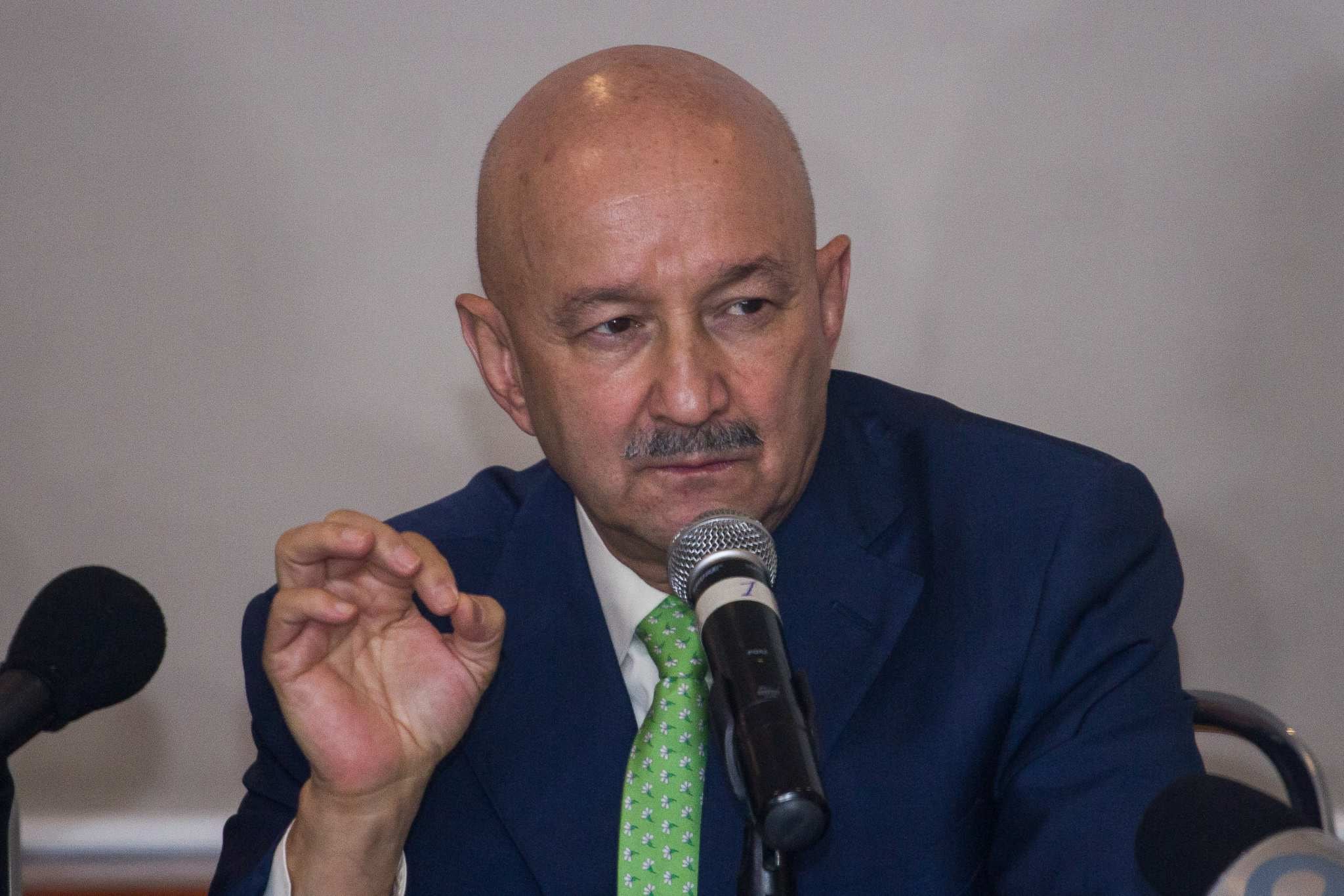 El expresidente Carlos Salinas de Gortari tiene una lista de preguntas para los presidenciables