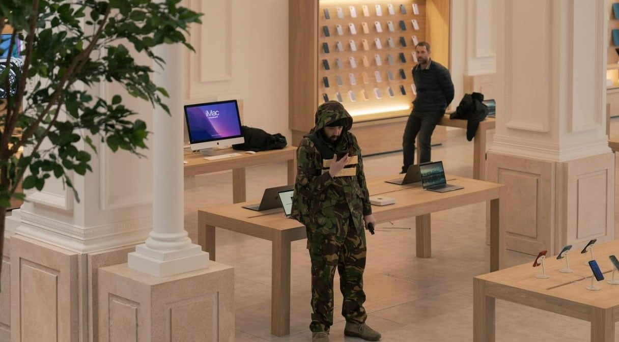 'IRehén' es una película que se basó en un robo a una tienda de productos Apple. (Foto: IMDB)